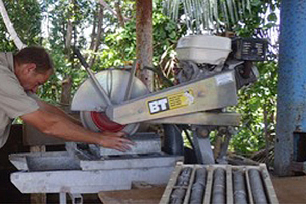 Fiji Geologist Contractor Core saw (Petrol)